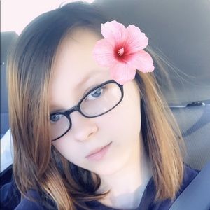 Meet your Posher, Amberly